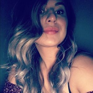 Meet your Posher, Stephanie